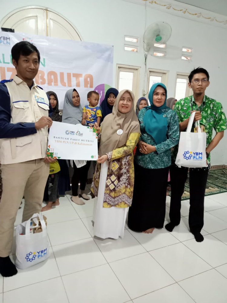 Berbagi Paket Gizi Balita Cegah Stunting Forum Puspa Kota Banjarbaru Mendapat Dukungan LAZNAS LMI Dan YBM PLN.
