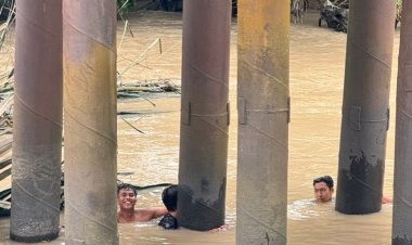 Aksi Heroik Anggota Polres HSS, Selamatkan Korban Mabuk Kecubung Terjun Kedalam Sungai