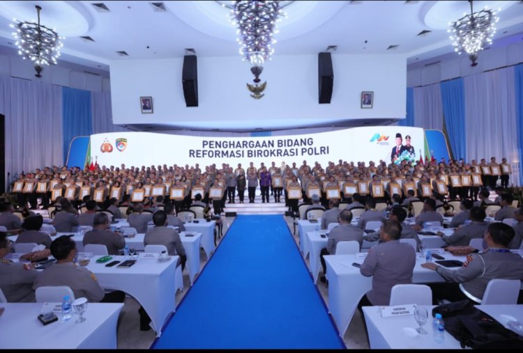 Polda Kalsel Berhasil Raih Predikat A Dengan 12 Penghargaan Di Acara Musrenbang Polri