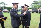Puluhan Personel Polres Banjarbaru Terima Satya Lencana, Kapolres Tekankan Nilai Pengabdian