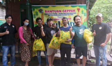 GEPPAK DPC PASER BERBAGI BERKAH RAMADAN, WUJUD KEPEDULIAN TERHADAP SESAMA